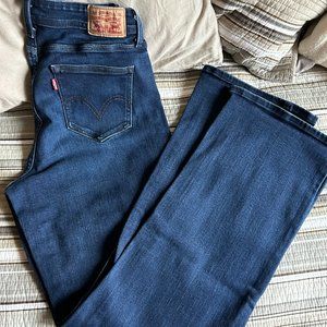 Levi 529 Curvy Bootcut Stretch jeans.